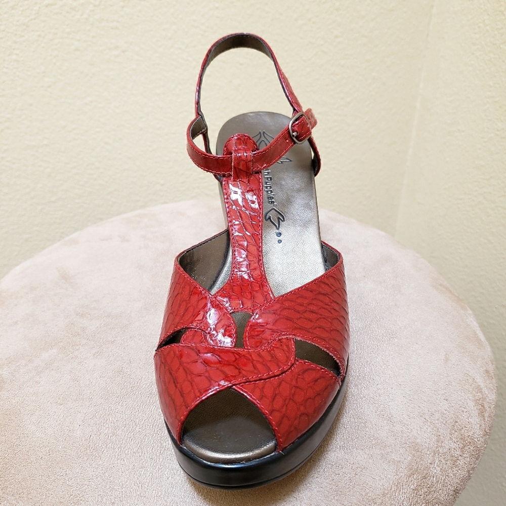 Red Snake Wedge Hush Puppies Sandals